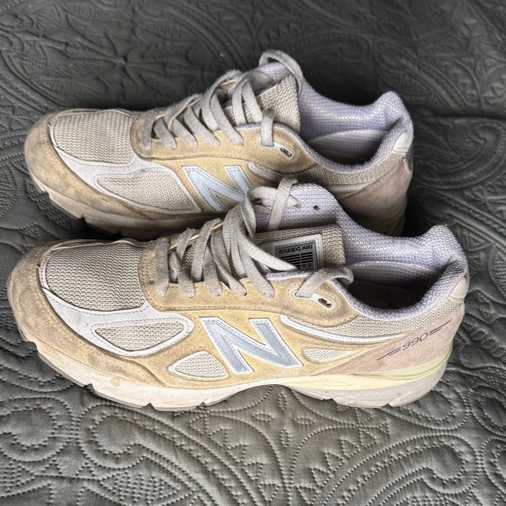 New Balance Off-White and Tan Running Shoes - Picture 3 of 6